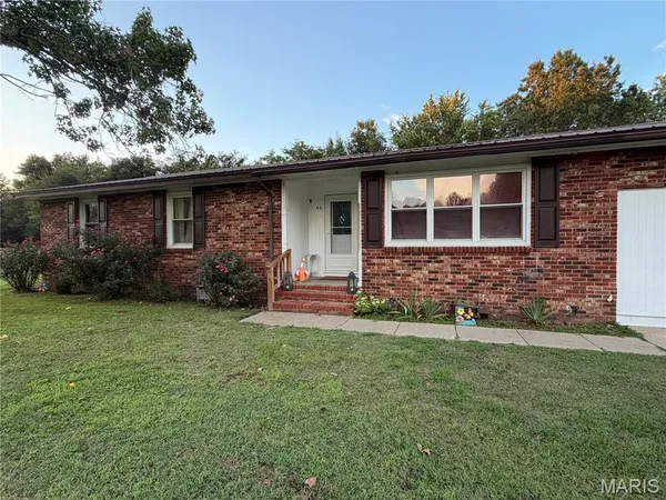 $220,000 | 46 Dement Road, Sikeston, MO 63801