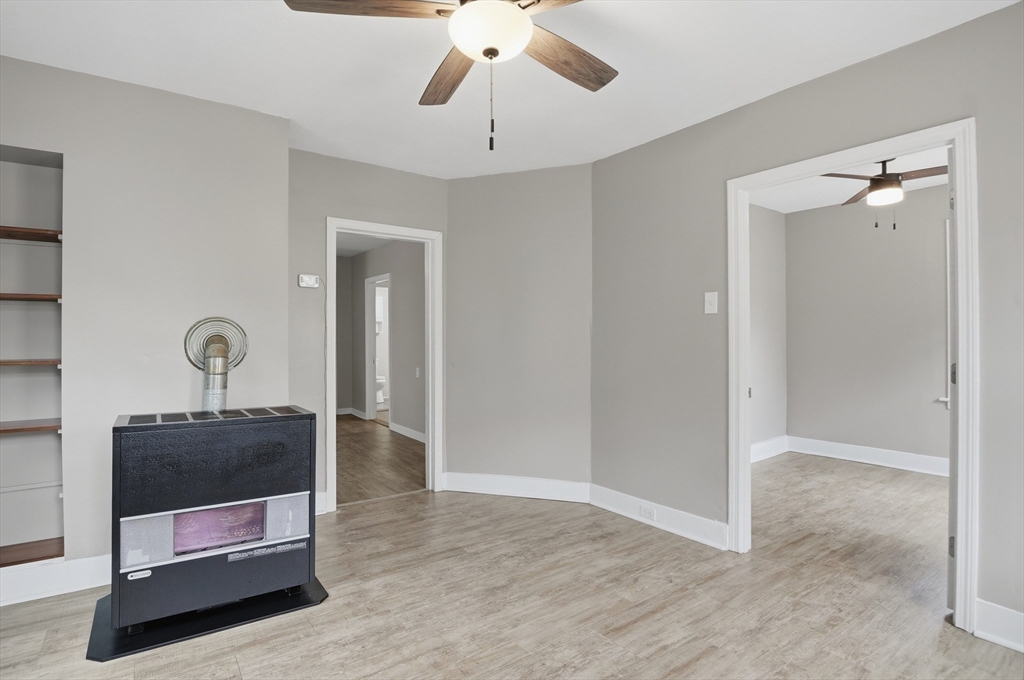 6 Oswald Street, Unit 1 Worcester, MA 01607 - Photo 7 of 20