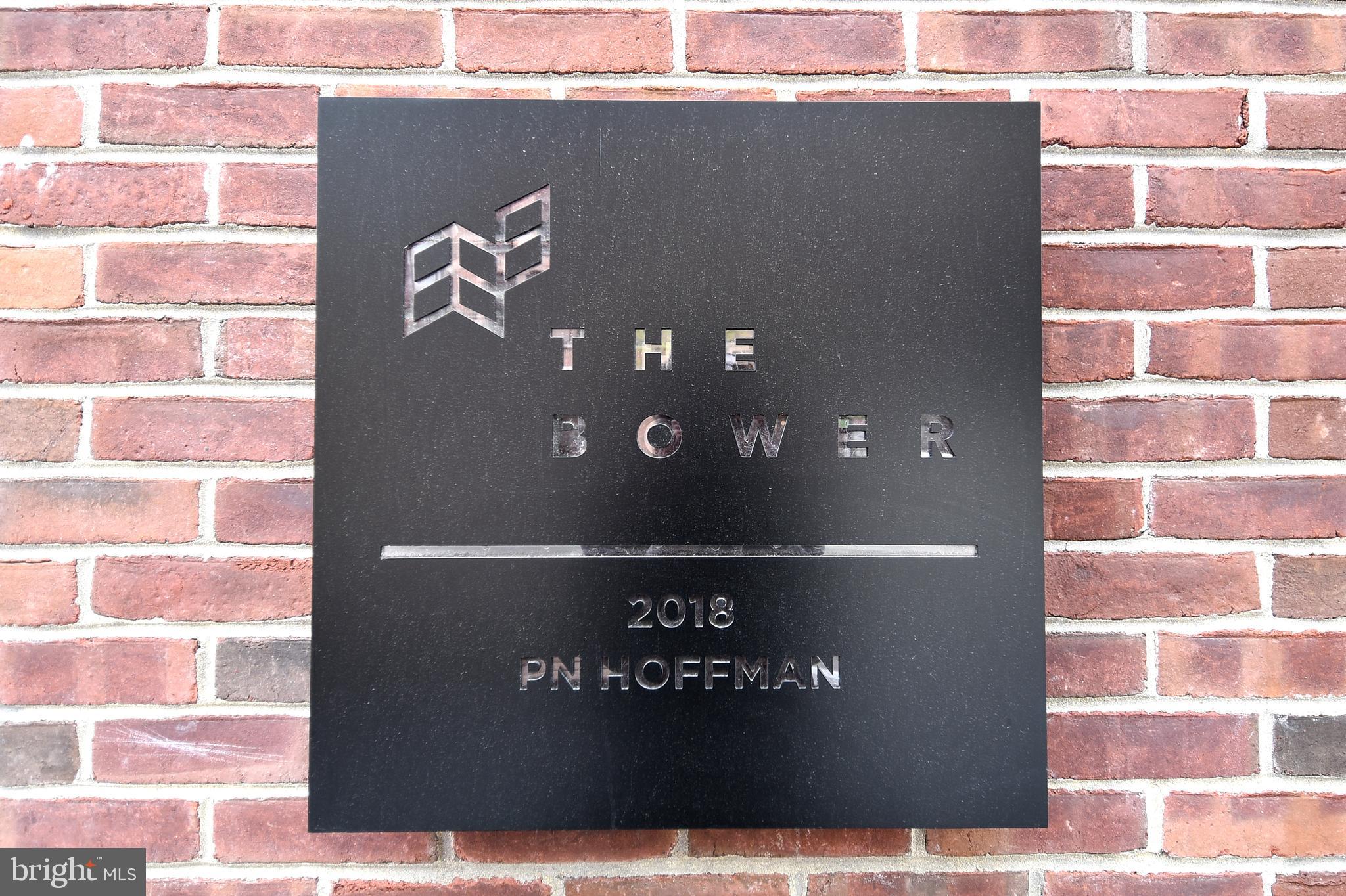 1300 4th Street Southeast, Unit 413 Washington, DC 20003 - Photo 3 of 47 a black and white photo of a room