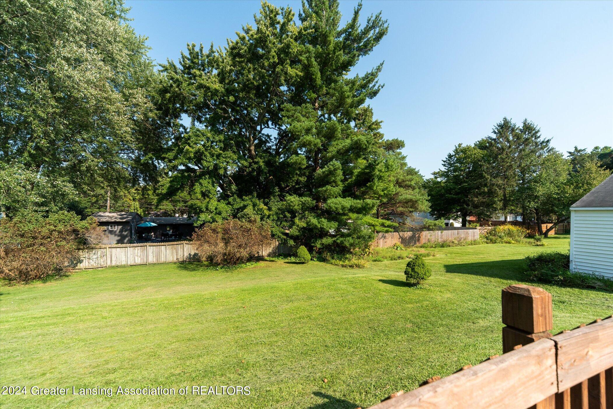 5642 Hallendale Road Haslett, MI 48840 - Photo 47 of 49 47-5642-Hallendale-Rd-Haslett-MI-48840-W