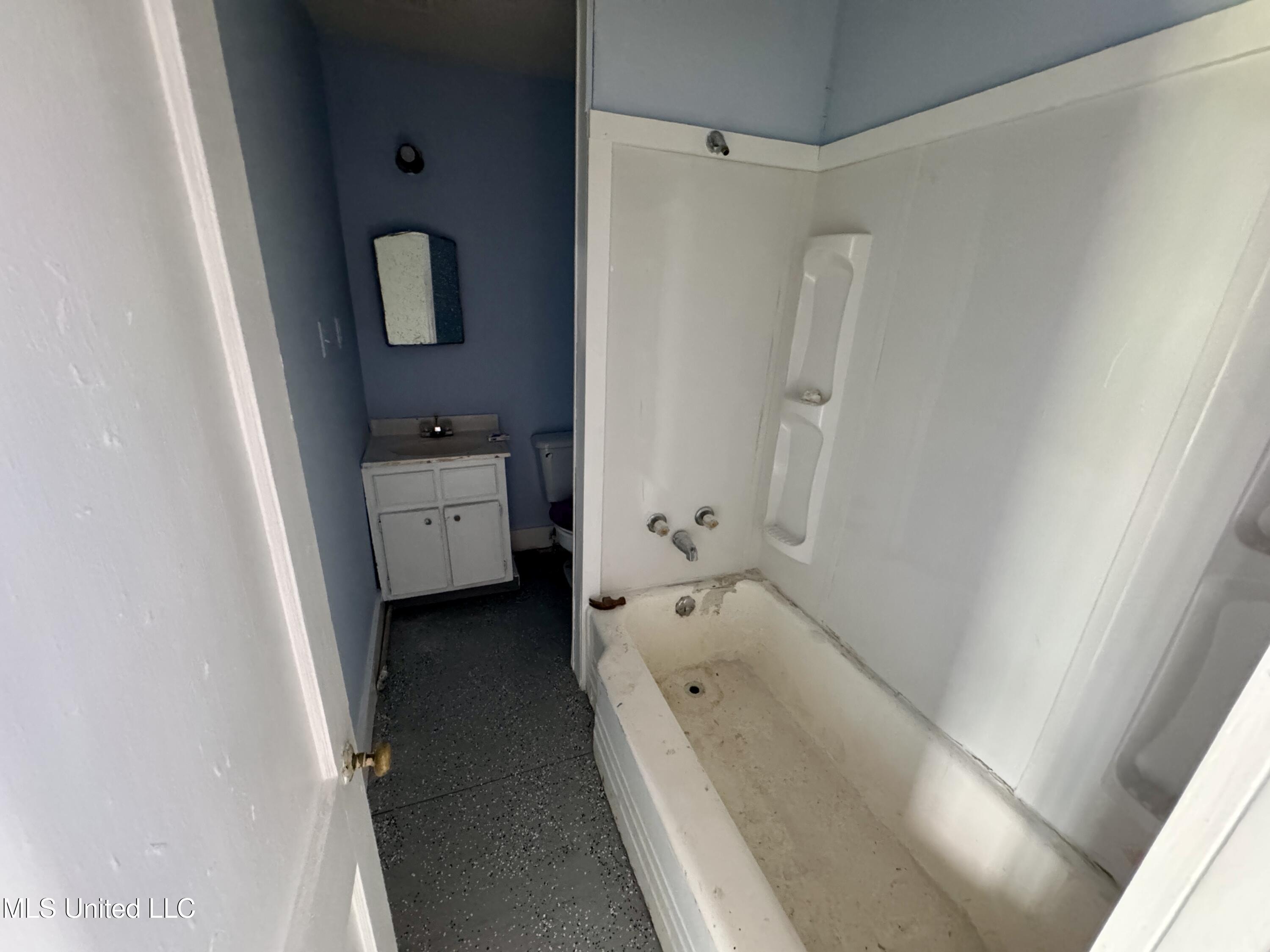 110 South Jones Avenue Cleveland, MS 38732 - Photo 5 of 9 IMG_3058