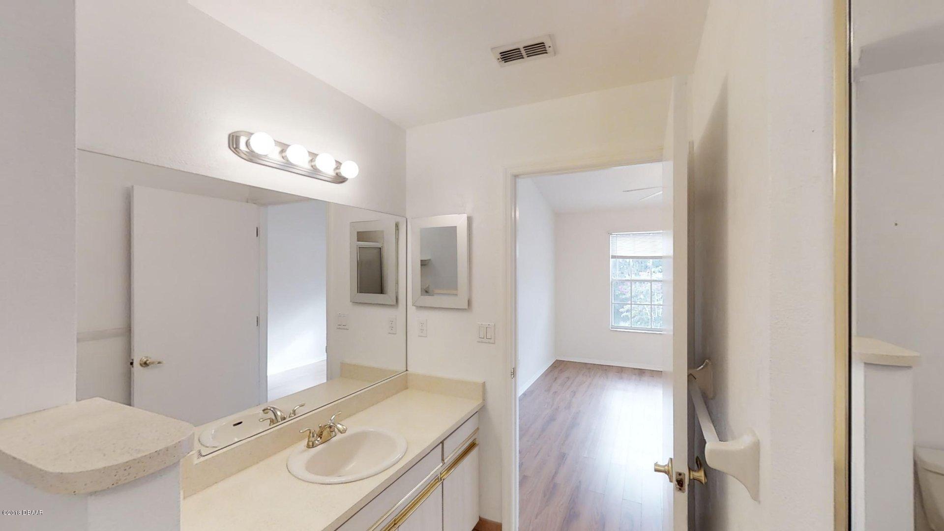 1034 Deer Springs Road Port Orange, FL 32129 - Photo 9 of 21 Master Bath
