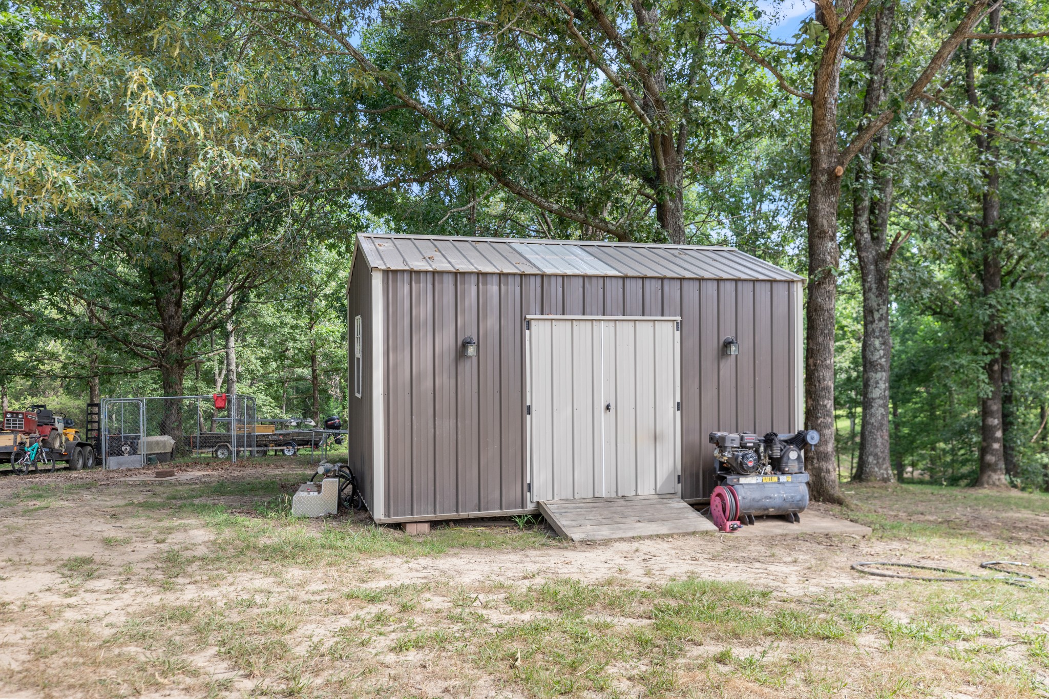125 Oak Crest Drive Tennessee Ridge, TN 37178 - Photo 26 of 31 a view of a outdoor space with a patio and entertaining space