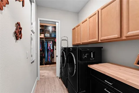 $899,900 | 18405 Mowry Court, Orlando, FL 32827