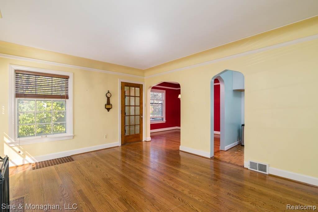 459 Touraine Road Grosse Pointe Farms, MI 48236 - Photo 7 of 28