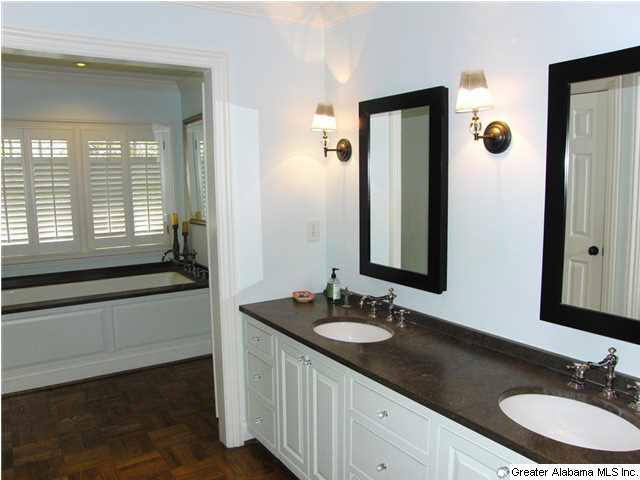 2708 Overhill Road Birmingham, AL 35223 - Photo 13 of 18
