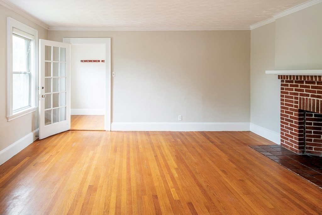 136 Eastbourne Road, Unit 136 Newton, MA 02459 - Photo 4 of 13