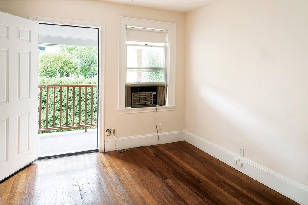 136 Eastbourne Road, Unit 136 Newton, MA 02459 - Photo 8 of 13