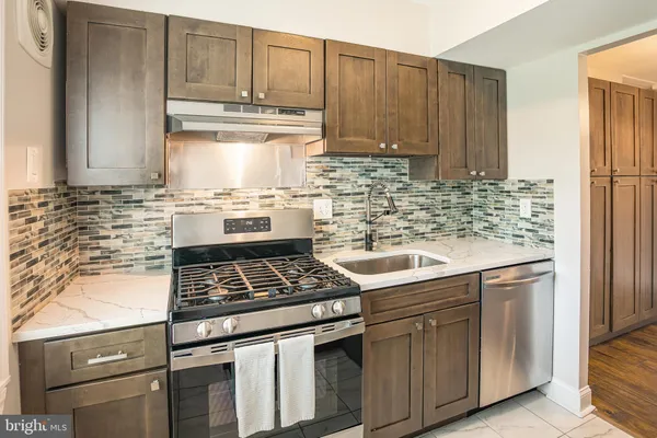$335,000 | 9495 Fairfax Boulevard, Unit 103, Fairfax, VA 22031