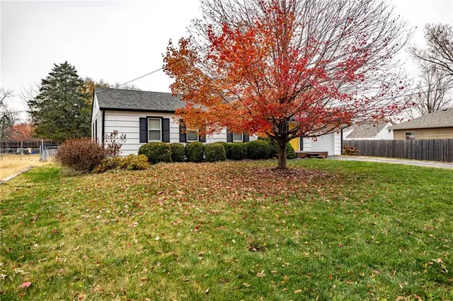 $320,000 | 12508 West 56th Street, Shawnee, KS 66216