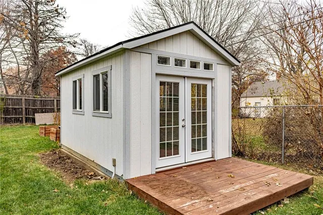 $320,000 | 12508 West 56th Street, Shawnee, KS 66216