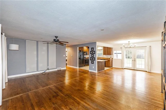 $320,000 | 12508 West 56th Street, Shawnee, KS 66216