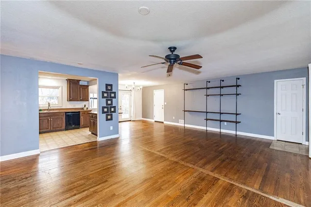 $320,000 | 12508 West 56th Street, Shawnee, KS 66216