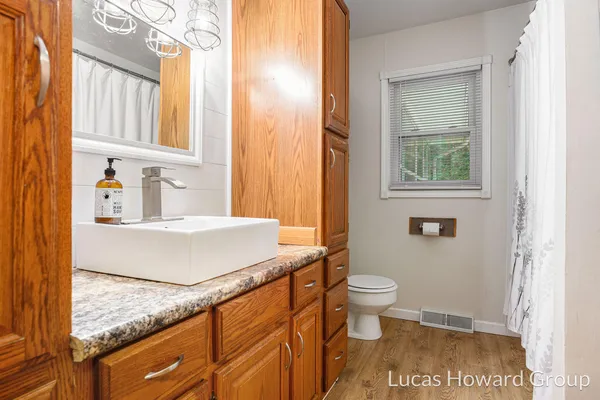 $300,000 | 9270 Alidor Road, Schoolcraft, MI 49087