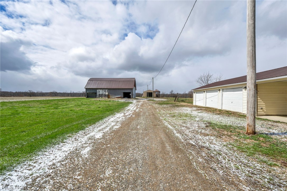 14768 Whitehead Road Lagrange, OH 44050 - Photo 38 of 46