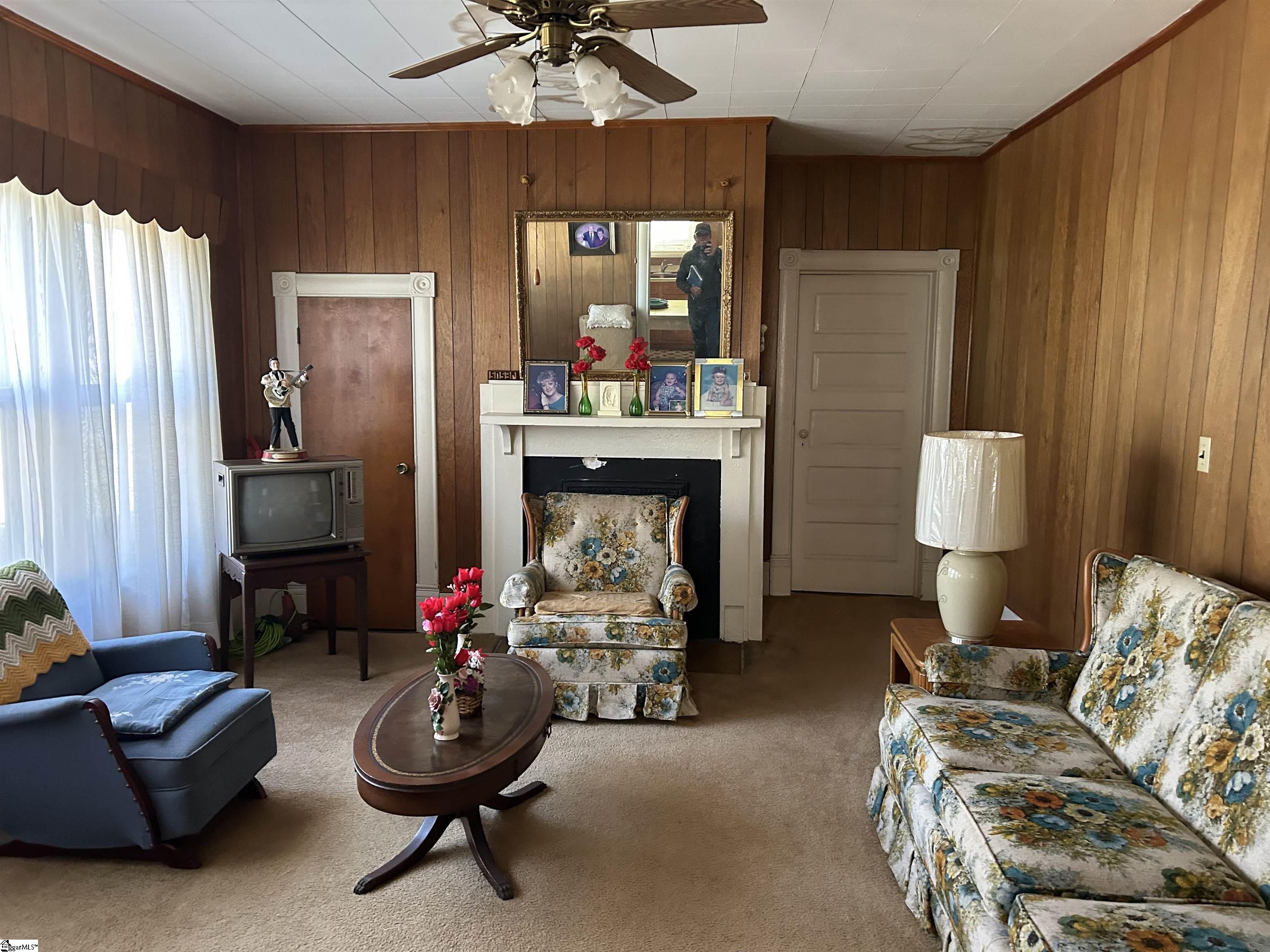 431 East Standing Springs Road Simpsonville, SC 29680 - Photo 4 of 22