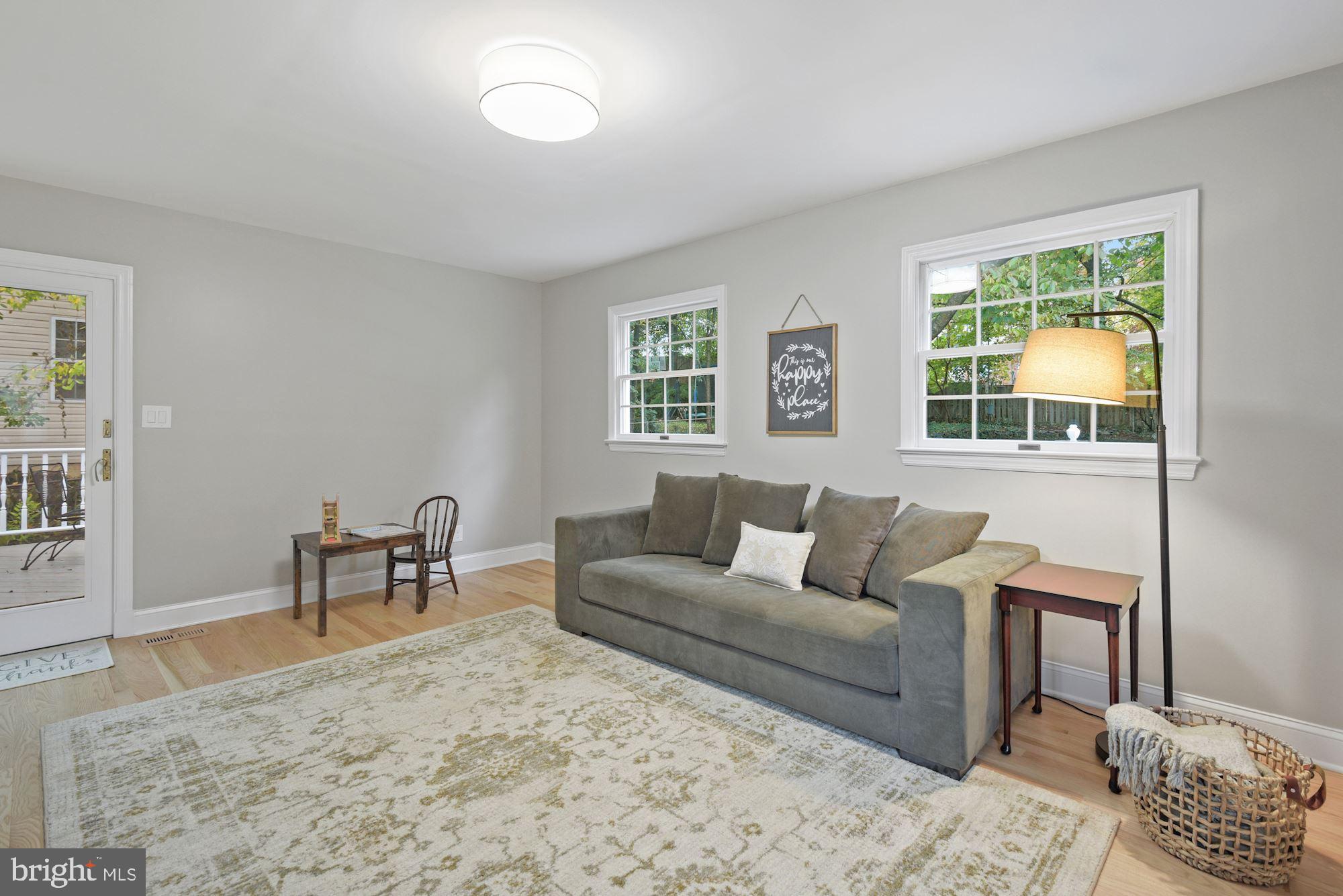 9921 Cherry Tree Lane Silver Spring, MD 20901 - Photo 16 of 49