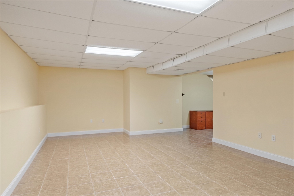 90 Frye Road Bolton, MA 01740 - Photo 35 of 41 Gallery Image 35