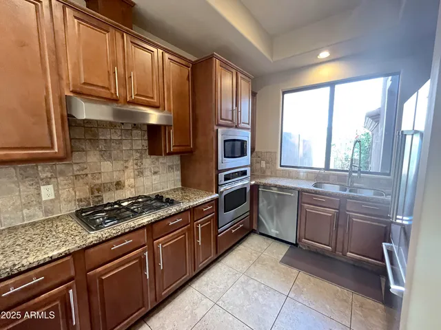 $3,195 | 7200 East Ridgeview Place, Unit 10, Carefree, AZ 85377