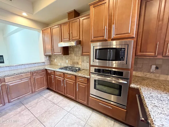 $3,195 | 7200 East Ridgeview Place, Unit 10, Carefree, AZ 85377