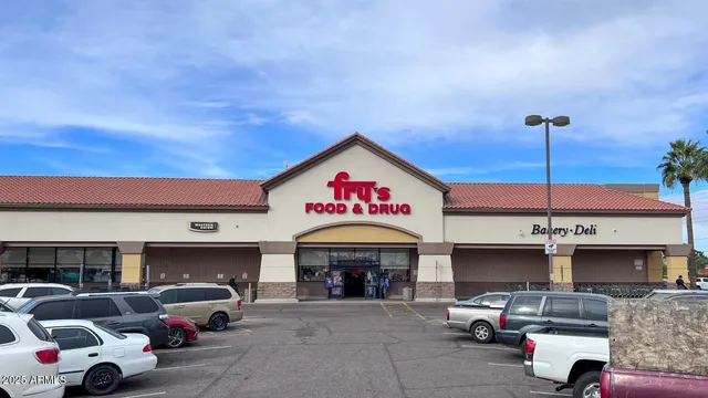 $3,195 | 7200 East Ridgeview Place, Unit 10, Carefree, AZ 85377