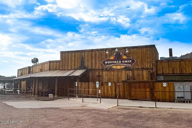 $3,195 | 7200 East Ridgeview Place, Unit 10, Carefree, AZ 85377