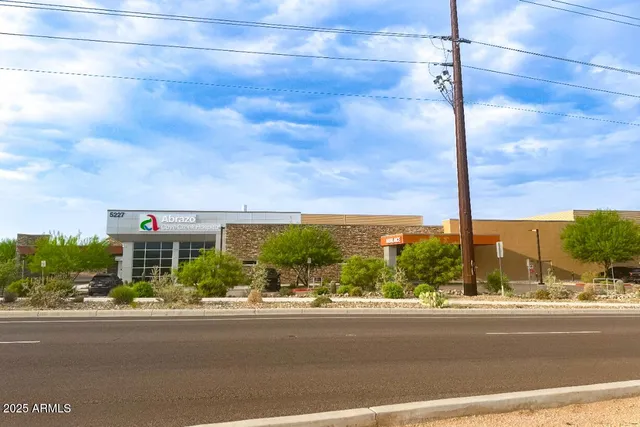 $3,195 | 7200 East Ridgeview Place, Unit 10, Carefree, AZ 85377