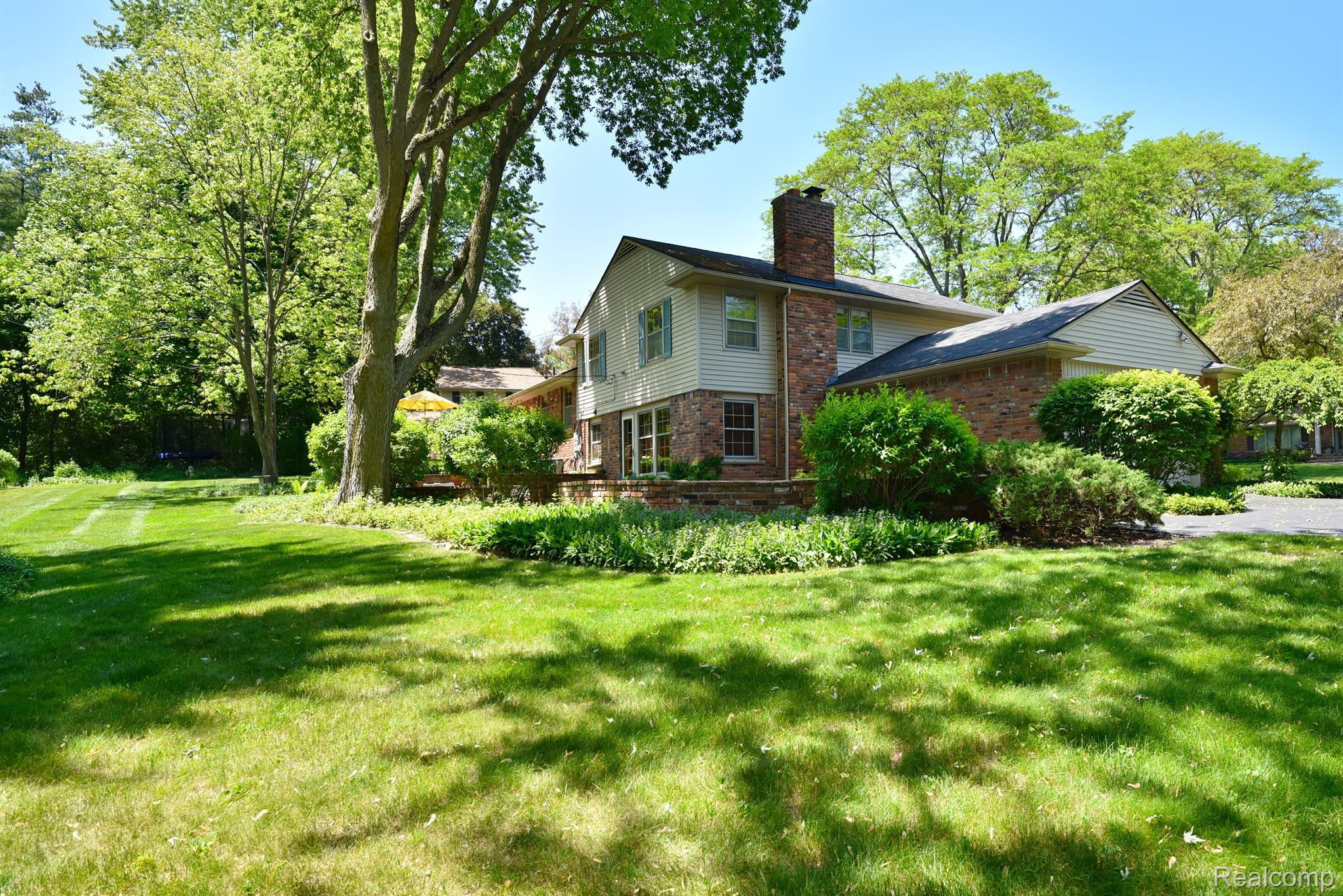 1010 Rock Spring Road Bloomfield Hills, MI 48304 - Photo 38 of 45 Gallery Image 38