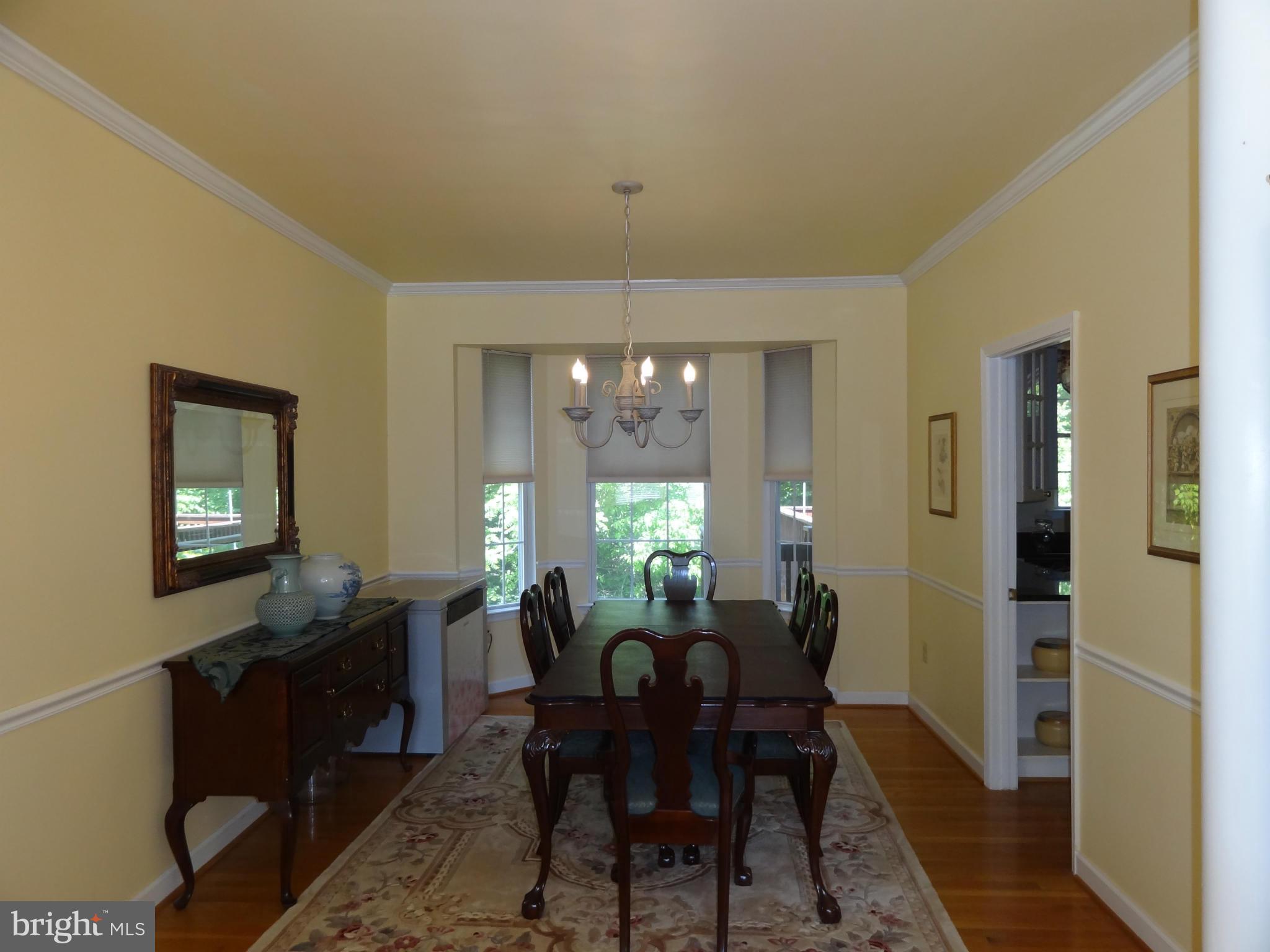 15308 Sweetridge Road Silver Spring, MD 20905 - Photo 11 of 30 Dining Room