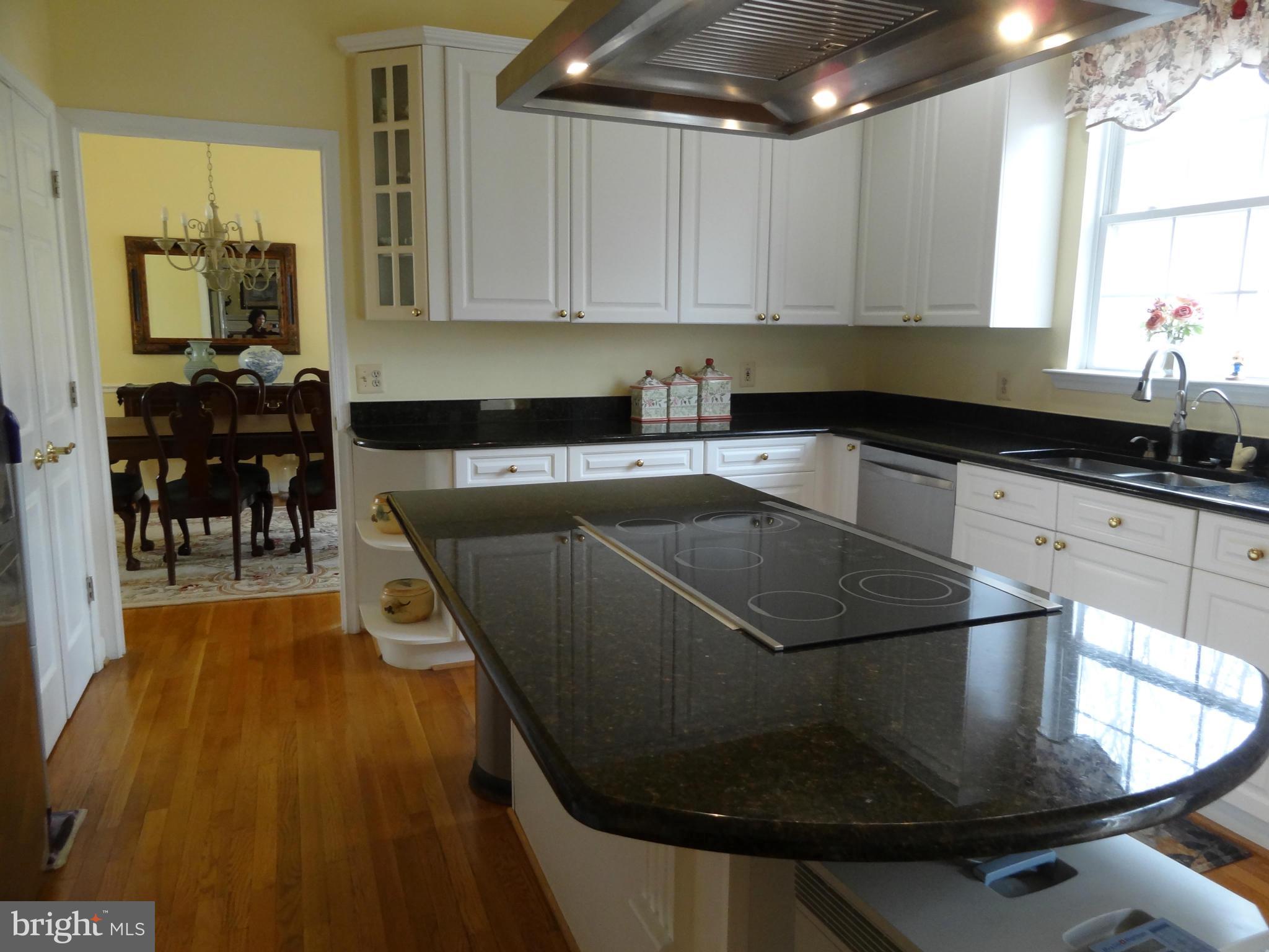 15308 Sweetridge Road Silver Spring, MD 20905 - Photo 12 of 30 Kitchen