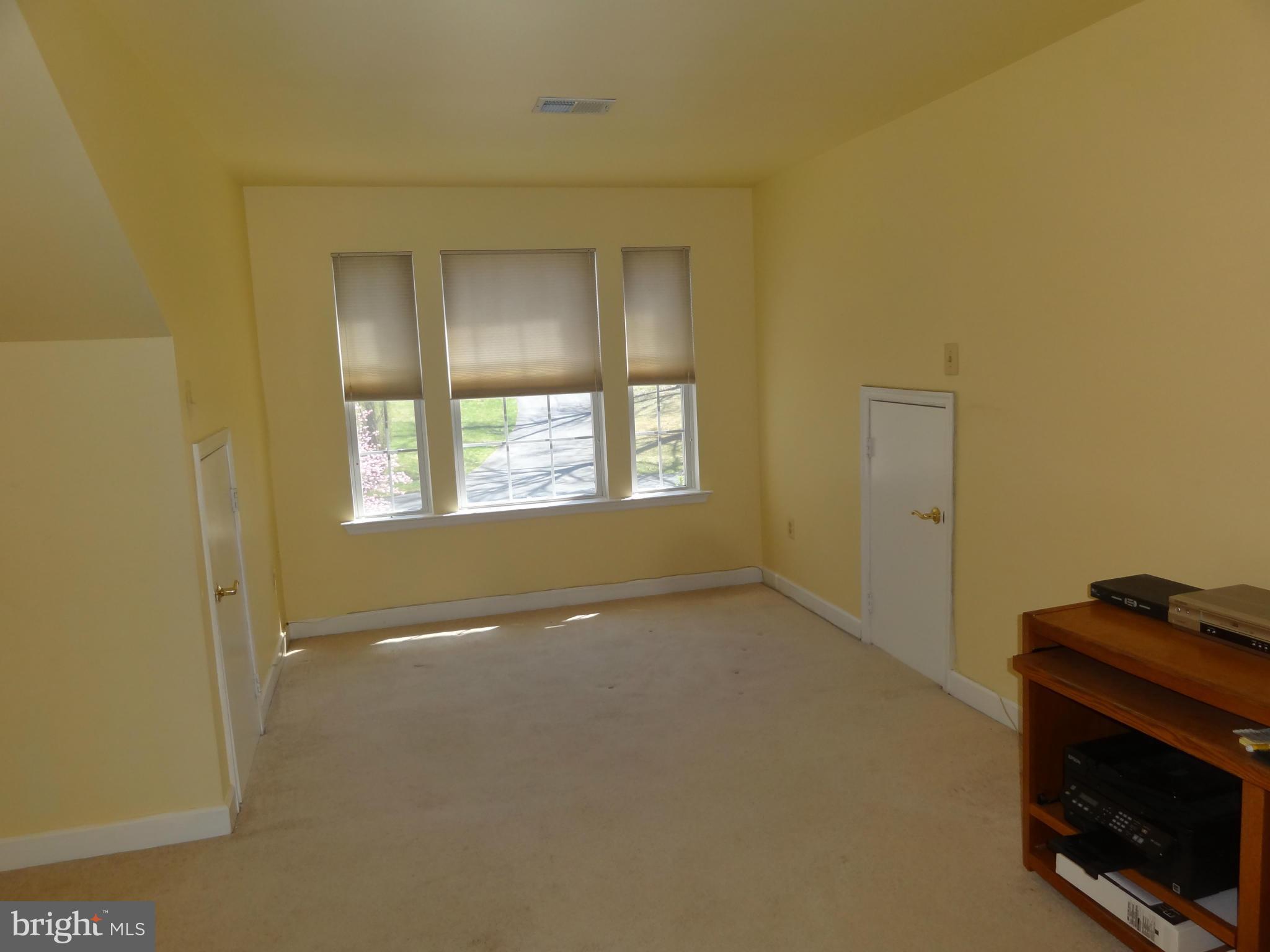 15308 Sweetridge Road Silver Spring, MD 20905 - Photo 18 of 30 2nd Bedroom