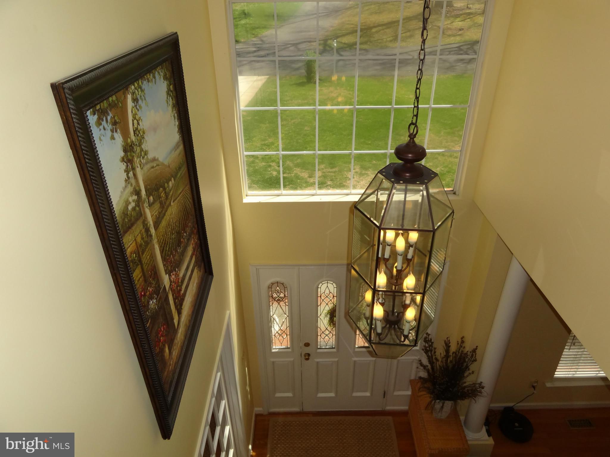 15308 Sweetridge Road Silver Spring, MD 20905 - Photo 3 of 30 Foyer