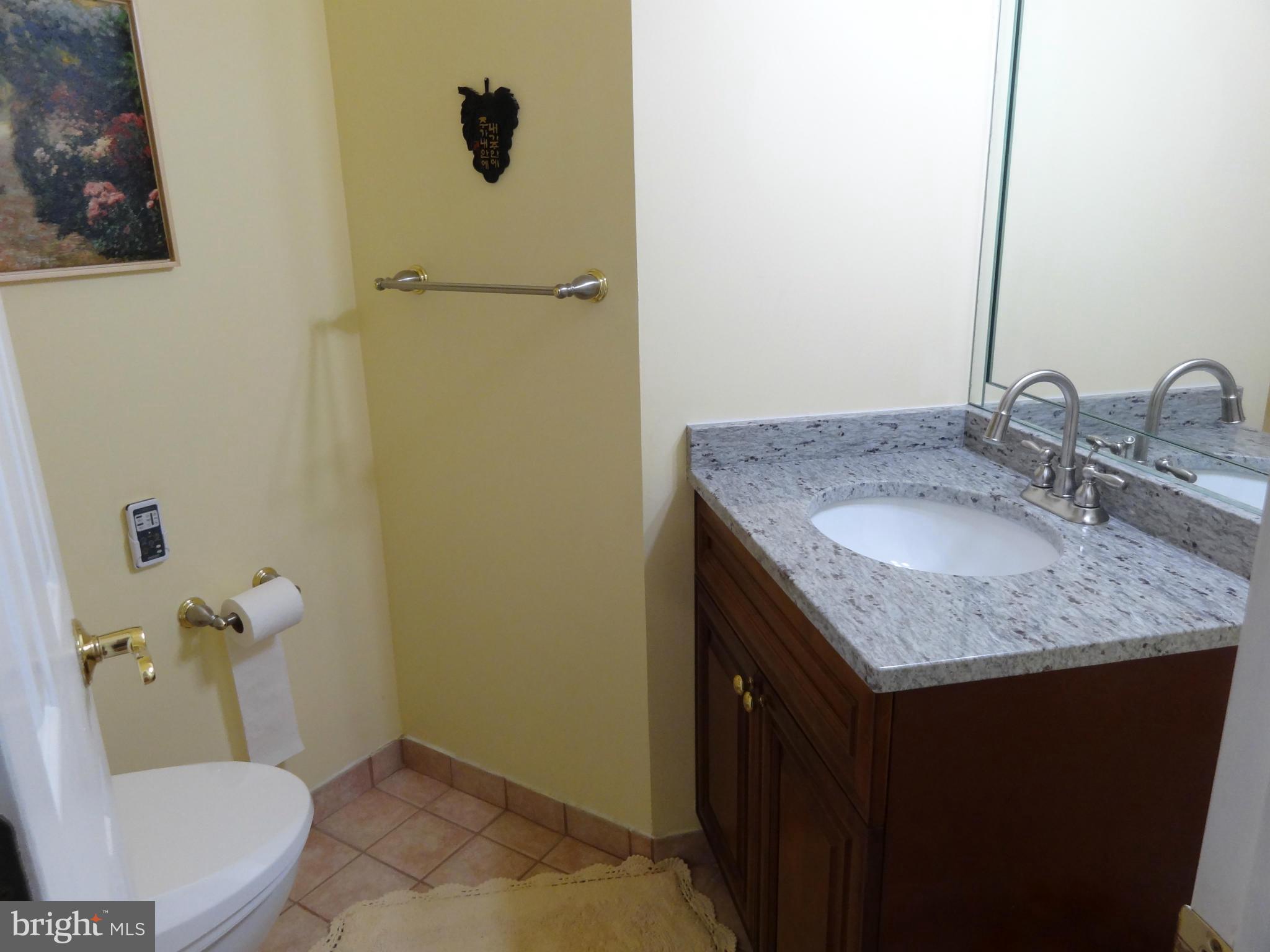15308 Sweetridge Road Silver Spring, MD 20905 - Photo 9 of 30 1/2 Bath