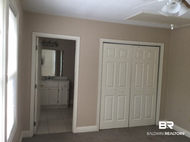 914 North Cedar Street Foley, AL 36535 - Photo 6 of 24