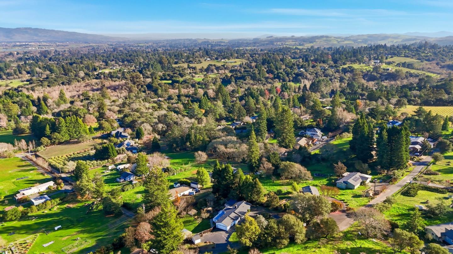 1430 Santa Maria Way Sebastopol, CA 95472 - Photo 47 of 50