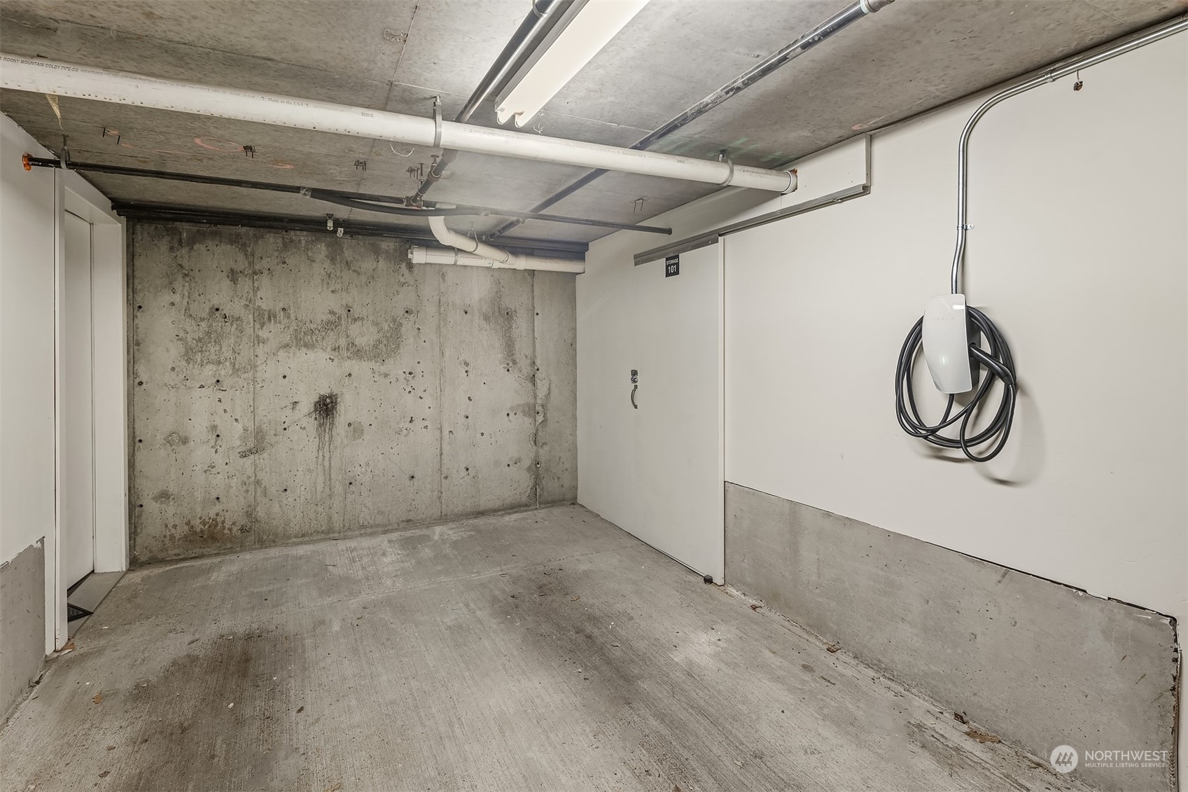 315 West Galer Street, Unit 101 Seattle, WA 98119 - Photo 31 of 37 a view of a garage
