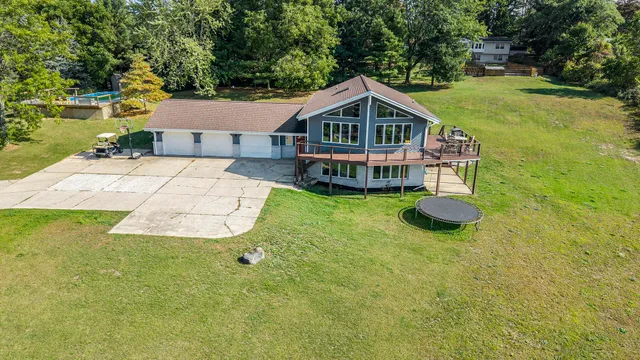 $662,400 | 4154 Sunset Drive, Fremont, MI 49412