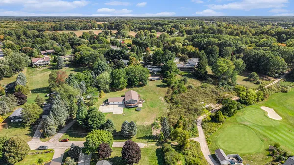 $599,000 | 4154 Sunset Drive, Fremont, MI 49412