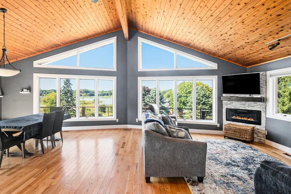 $599,000 | 4154 Sunset Drive, Fremont, MI 49412