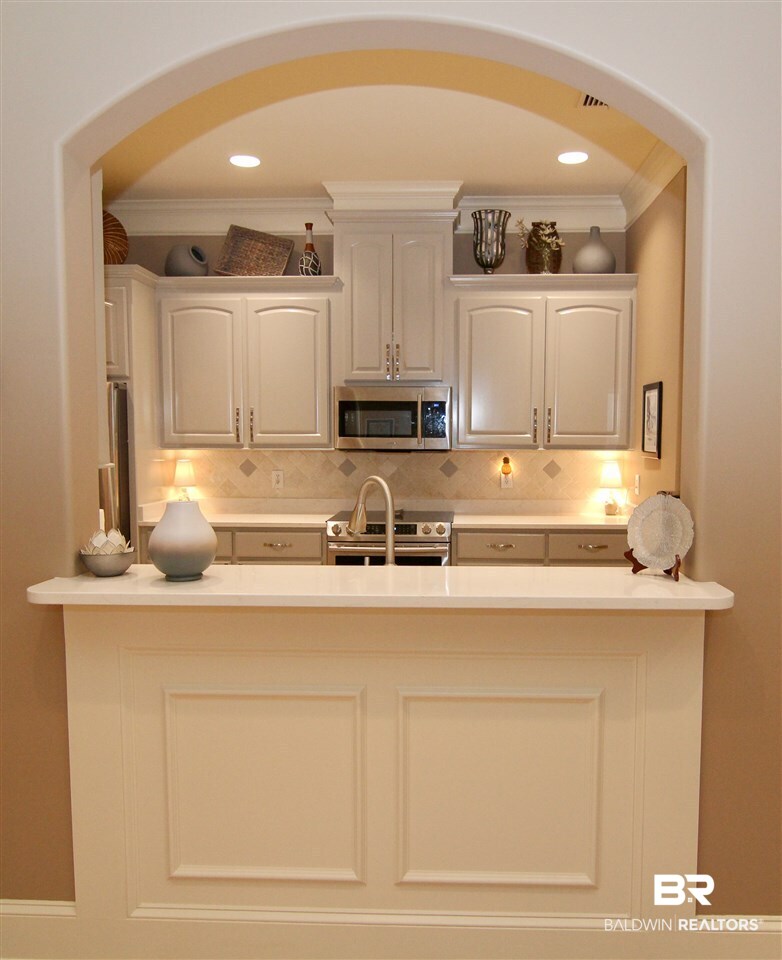 20332 Thompson Hall Road Fairhope, AL 36532 - Photo 14 of 50 Breakfast Bar