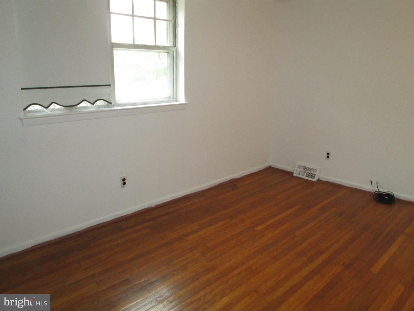 306 Ridgeway Place Philadelphia, PA 19116 - Photo 8 of 18 Bedroom 3
