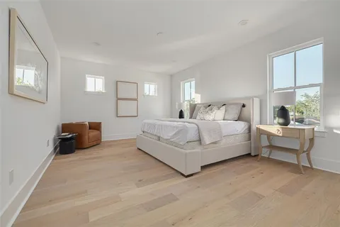 $1,399,000 | 621 37th Avenue North, St. Petersburg, FL 33704