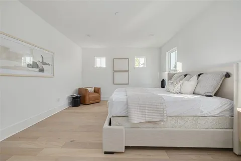 $1,399,000 | 621 37th Avenue North, St. Petersburg, FL 33704