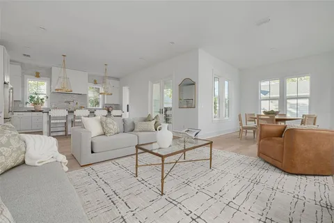 $1,399,000 | 621 37th Avenue North, St. Petersburg, FL 33704