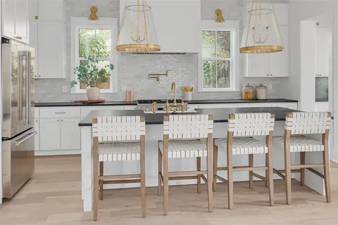 $1,399,000 | 621 37th Avenue North, St. Petersburg, FL 33704