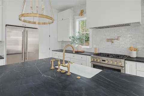 $1,399,000 | 621 37th Avenue North, St. Petersburg, FL 33704