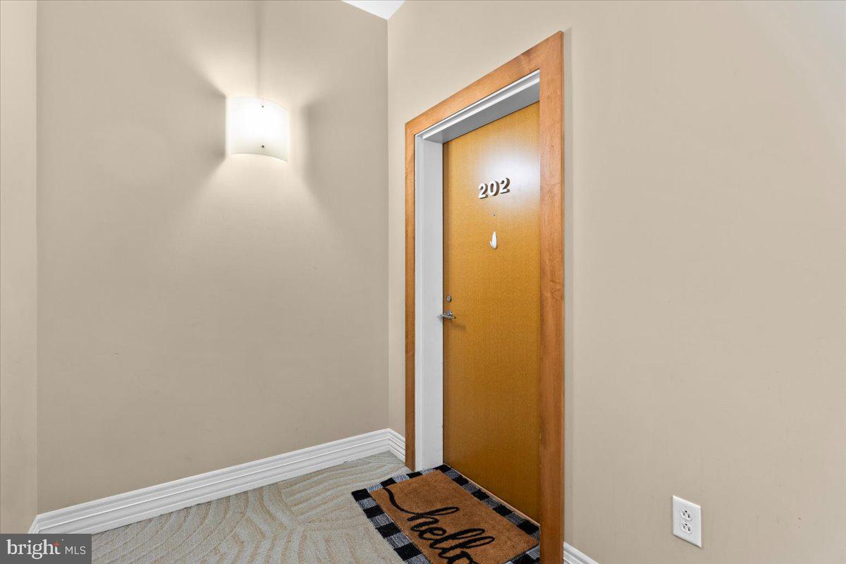 509 Bogart Place, Unit 202 Scranton, PA 18505 - Photo 25 of 43 Welcoming entrance to unit 202.