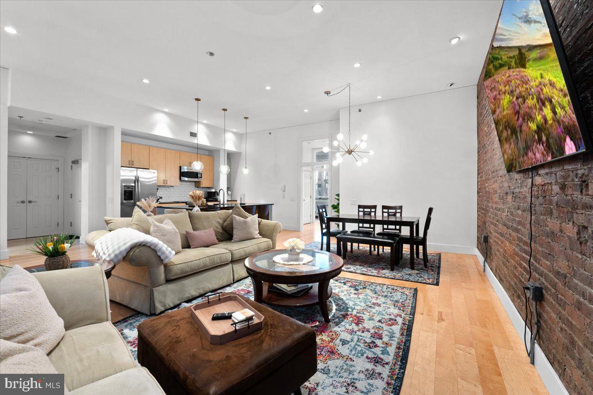 509 Bogart Place, Unit 202 Scranton, PA 18505 - Photo 4 of 43 Chic urban living with modern flair.