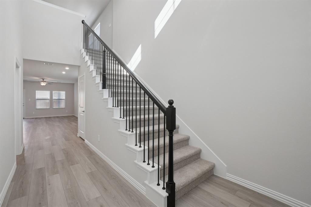 809 River Lane Lavon, TX 75166 - Photo 3 of 39 a view of entryway with wooden floor