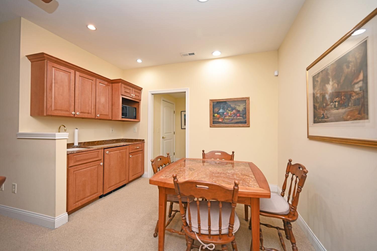 1156 Riverside Drive Cincinnati, OH 45202 - Photo 41 of 50 Gallery Image 41
